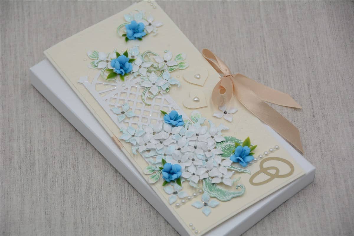 valged sirelid kasitoo kaart